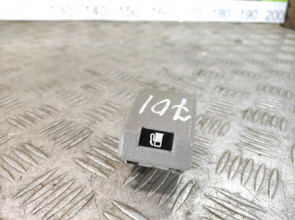 Ручка открывания лючка бензобака Mitsubishi L200 КВ