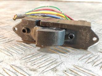 Кнопка стеклоподъемника Mitsubishi L200 КВ