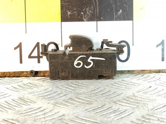 Кнопка стеклоподъемника Mitsubishi Lancer 9