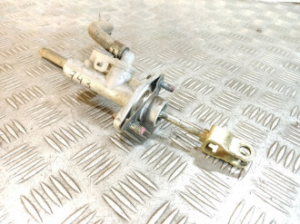 Цилиндр сцепления главный Mitsubishi Lancer 9