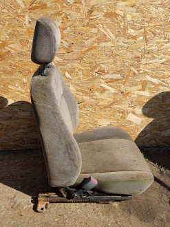 Сиденье переднее правое Mitsubishi Lancer 7