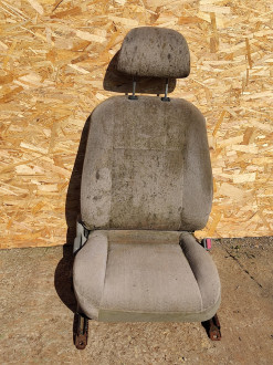 Сиденье переднее левое Mitsubishi Lancer 7