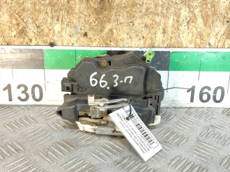 Замок двери задней левой Mitsubishi Outlander CU