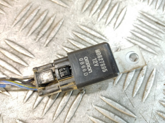 Реле Mitsubishi L200 K6,K7