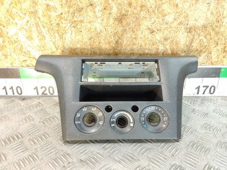 Рамка магнитолы Mitsubishi Outlander CU