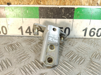 Петля двери задней левой нижняя Mitsubishi Outlander CU