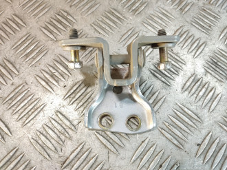 Петля двери задней левой верхняя Mitsubishi Outlander CU