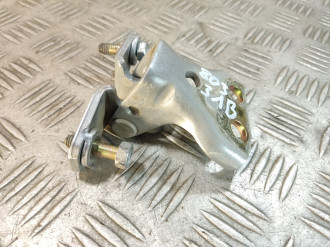 Петля двери задней левой верхняя Mitsubishi Outlander CU