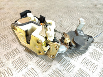 Замок двери задней левой Mitsubishi Outlander CU