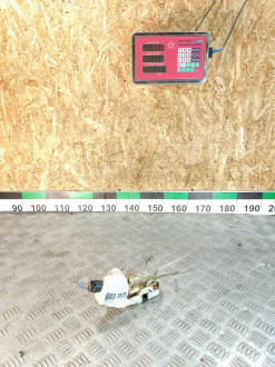 Замок двери передней правой Mitsubishi Outlander CU