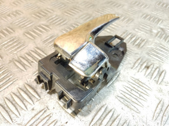 Ручка двери внутренняя передняя правая Mitsubishi Outlander CU