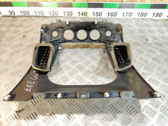 Рамка магнитолы Mitsubishi L200 КВ