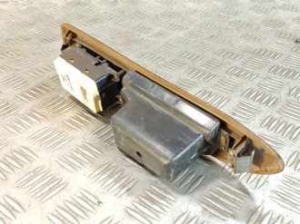 Кнопка стеклоподъемника Mitsubishi Diamant 1995