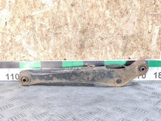 Рычаг задний поперечный правый Mitsubishi Lancer 9