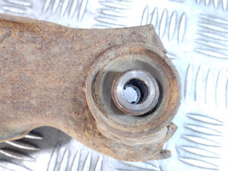 Рычаг задний поперечный правый Mitsubishi Lancer 9