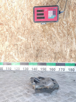 Кронштейн компрессора кондиционера Mitsubishi Lancer 9