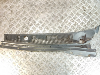 Жабо Mitsubishi Lancer 9