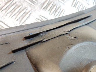 Жабо Mitsubishi Lancer 9