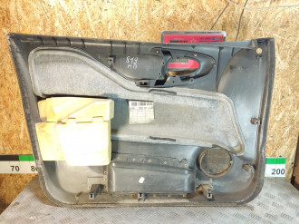 Обшивка двери передней правой Mitsubishi Space star 1998-2004