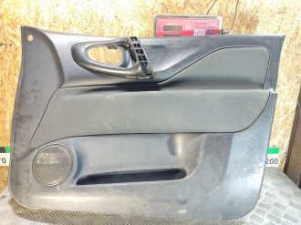 Обшивка двери передней правой Mitsubishi Space star 1998-2004