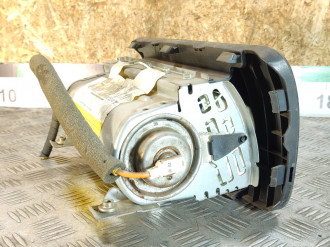 Подушка безопасности в торпедо Mitsubishi Space star 1998-2004