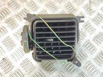 Дефлектор воздушный Mitsubishi Space star 1998-2004