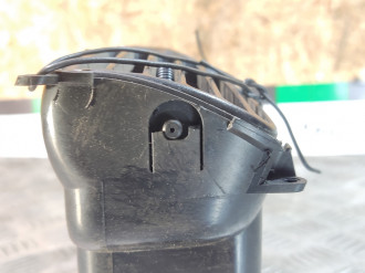 Дефлектор воздушный Mitsubishi Space star 1998-2004