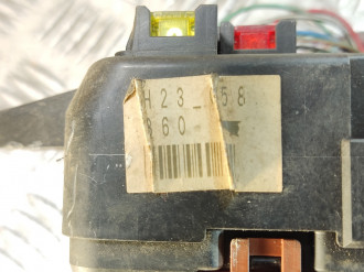 Блок предохранителей моторный Mitsubishi Space star 1998-2004