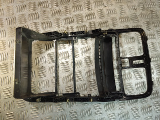 Рамка магнитолы Mitsubishi Space star 1998-2004