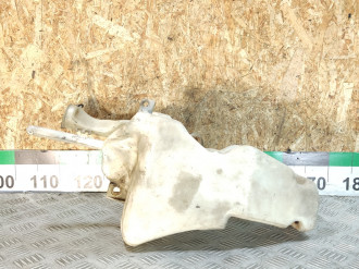 Бачок омывателя лобового стекла Mitsubishi Space star 1998-2004