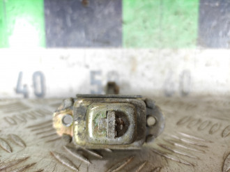 Ограничитель двери передний Mitsubishi Space star 1998-2004