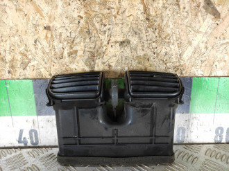 Дефлектор воздушный Mitsubishi Space star 1998-2004