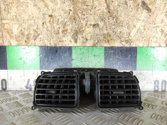 Дефлектор воздушный Mitsubishi Space star 1998-2004