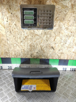 Бардачок Mitsubishi Space star 1998-2004