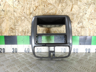 Рамка магнитолы Mitsubishi Space star 1998-2004