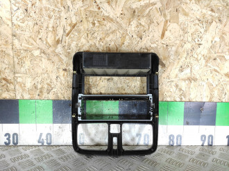 Рамка магнитолы Mitsubishi Space star 1998-2004