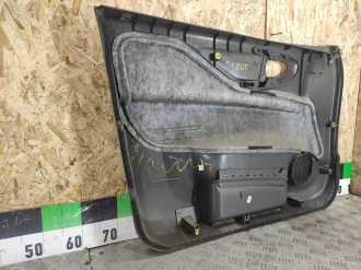 Обшивка двери передней правой Mitsubishi Space star 1998-2004