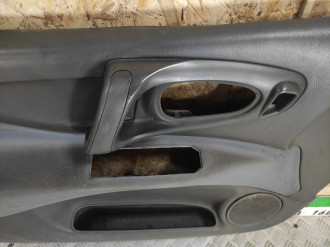 Обшивка двери передней левой Mitsubishi Space star 1998-2004