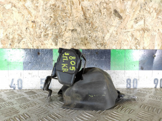 Ремень безопасности центральный задний Mitsubishi Space star 1998-2004