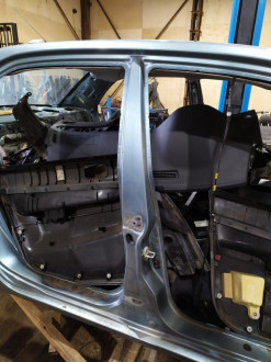 Кузов с документами Mitsubishi Lancer 9