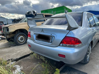 В разборе Mitsubishi Lancer 9