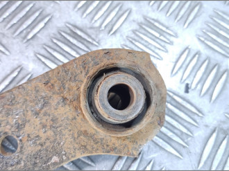 Рычаг задний поперечный левый Mitsubishi Lancer 9