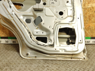 Дверь задняя левая Mitsubishi Space star 1998-2004