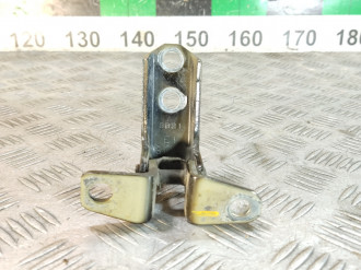 Петля двери передней левой верхняя Mitsubishi Outlander GF