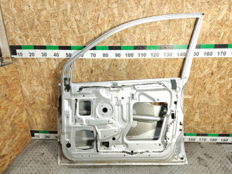 Дверь передняя правая Mitsubishi Space star 1998-2004