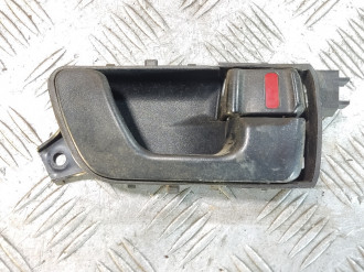 Ручка двери внутренняя передняя правая Mitsubishi Pajero 1999-2005
