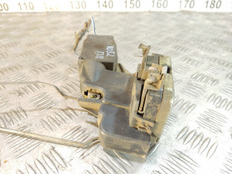 Замок двери передней правой Mitsubishi Carisma 2000 2003