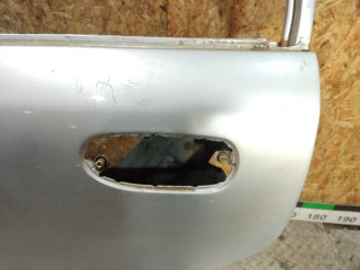 Дверь задняя левая Mitsubishi Carisma 2000 2003