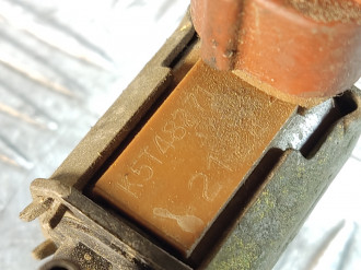 Клапан электромагнитный Mitsubishi Carisma 2000 2003