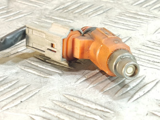 Форсунка двигателя Mitsubishi Space star 1998-2004